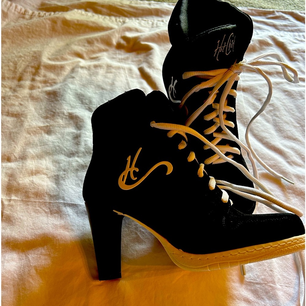High heel sneakers